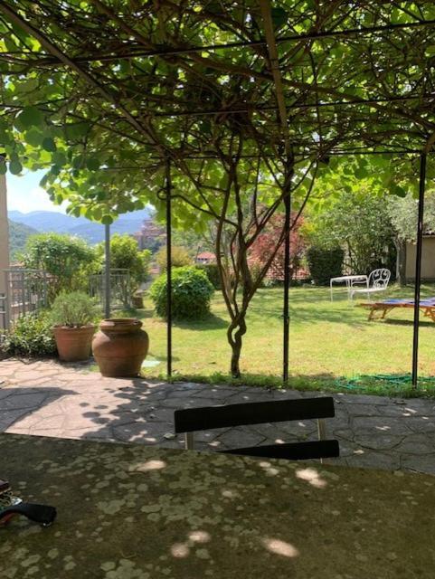 La Felice Casa Di Nonno Battistino Apartment Apricale Luaran gambar